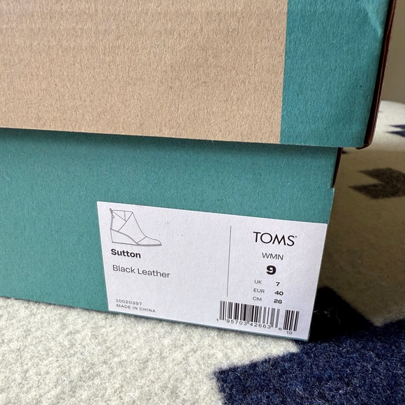 Toms Sutton Black Leather Wedge Ankle Boot Size 9 NWT - Picture 9 of 9